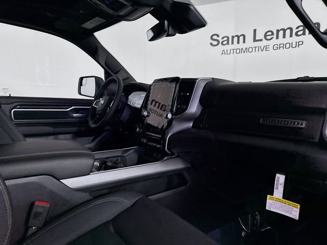 New 2026 RAM 1500 4x4 Crew Cab image 28