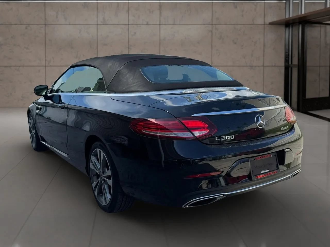 Used 2019 Mercedes-Benz C 300 4MATIC Cabriolet w/ Multimedia Package image 18