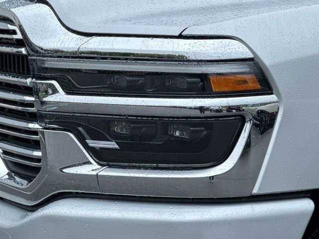 Used 2026 RAM 2500 Laramie AWD/4WD image 7