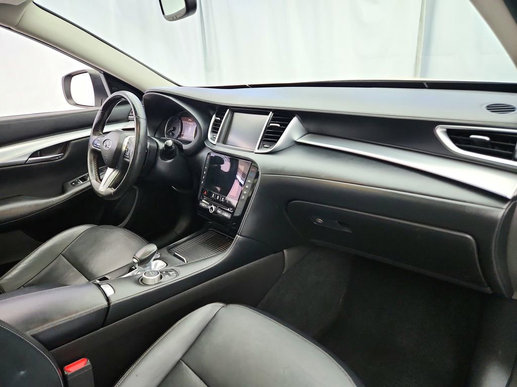 Used 2019 INFINITI QX50 Essential AWD/4WD image 26