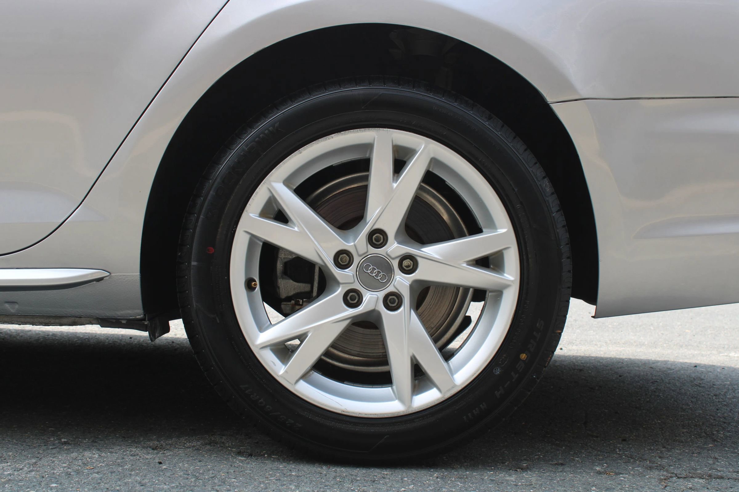 Used 2018 Audi A4 2.0T Ultra Premium image 26