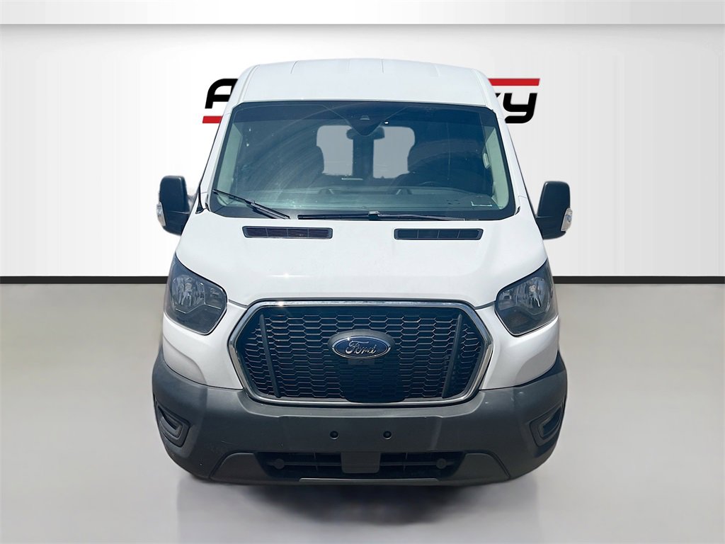 Used 2024 Ford Transit 250 148 Medium Roof Extended AWD image 2