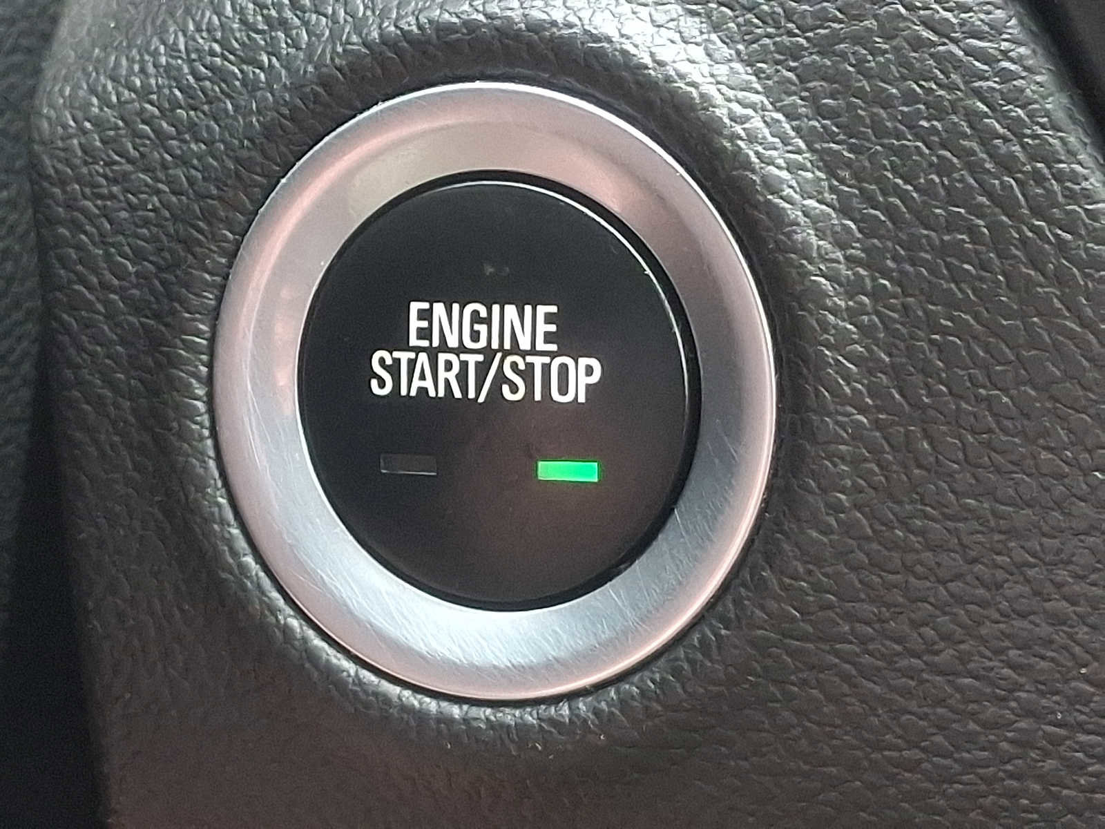 Used 2018 Buick Envision Essence AWD/4WD image 26