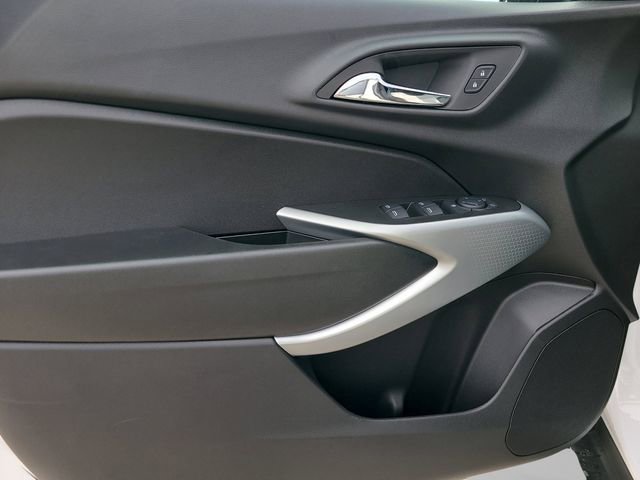 New 2026 Chevrolet Trax RS image 19