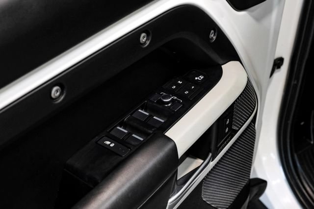 Used 2022 Land Rover Defender 110 X-Dynamic HSE AWD/4WD image 40