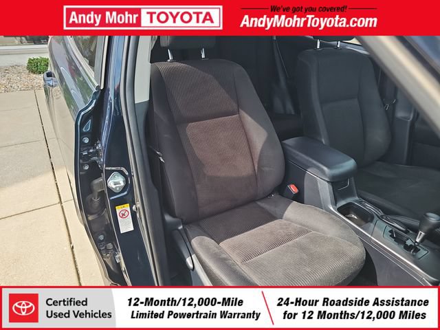 Certified 2018 Toyota RAV4 LE w/ All Weather Liner Package FWD image 33