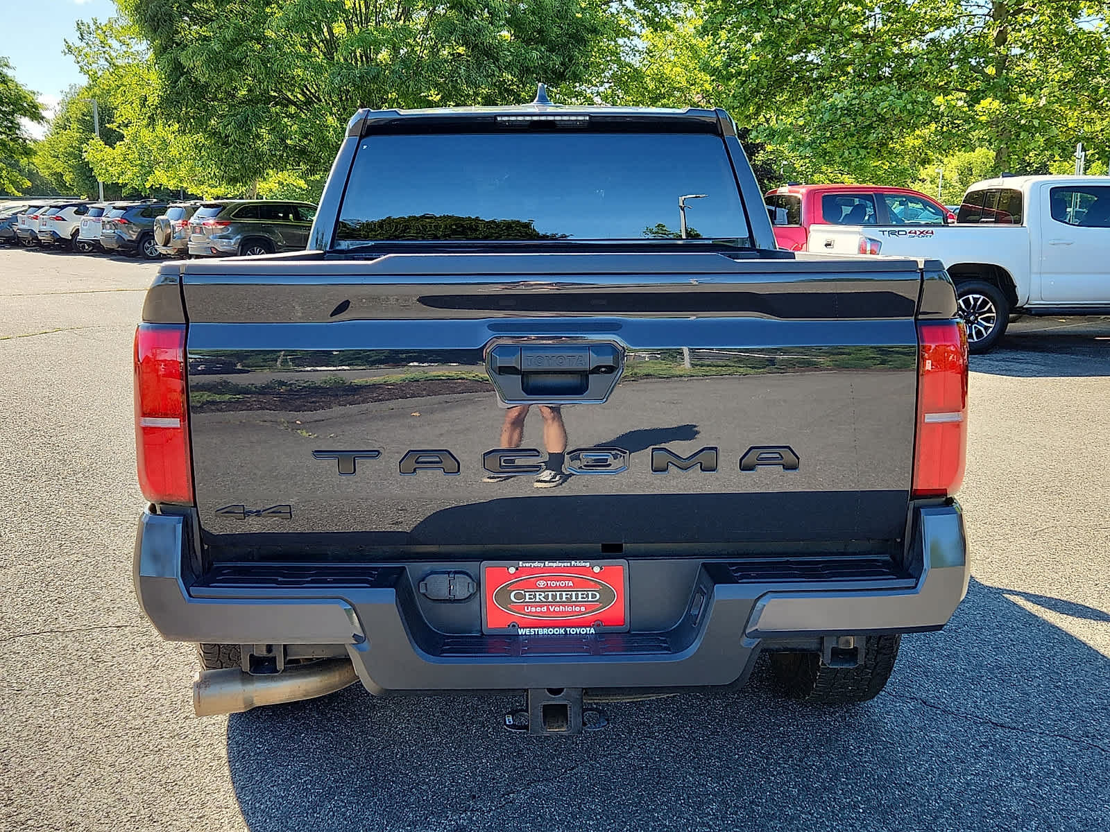 Certified 2025 Toyota Tacoma TRD Off-Road AWD/4WD image 6