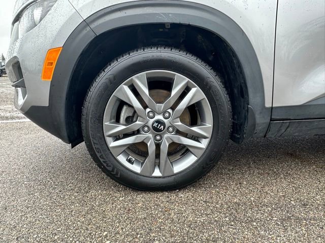 Used 2021 Kia Seltos LX image 12
