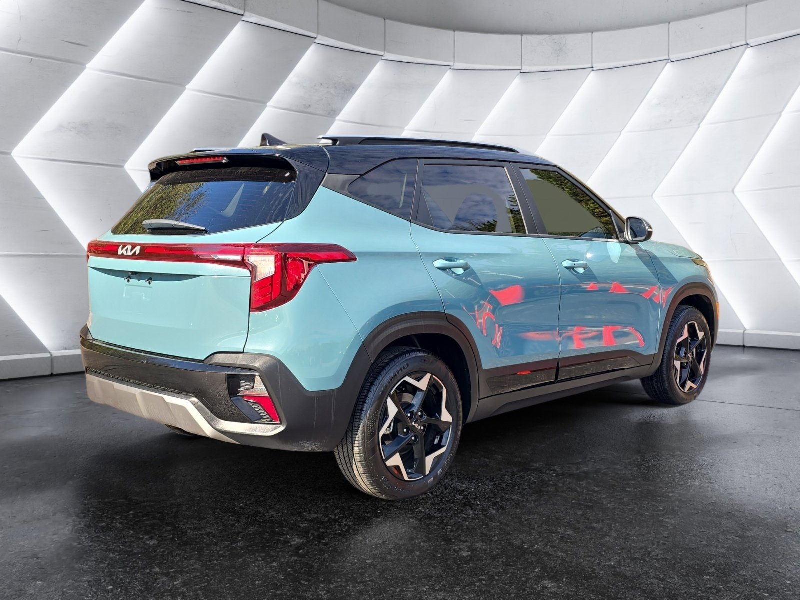 Used 2025 Kia Seltos S image 5