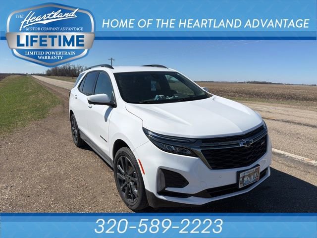 Used 2023 Chevrolet Equinox RS AWD/4WD image 1