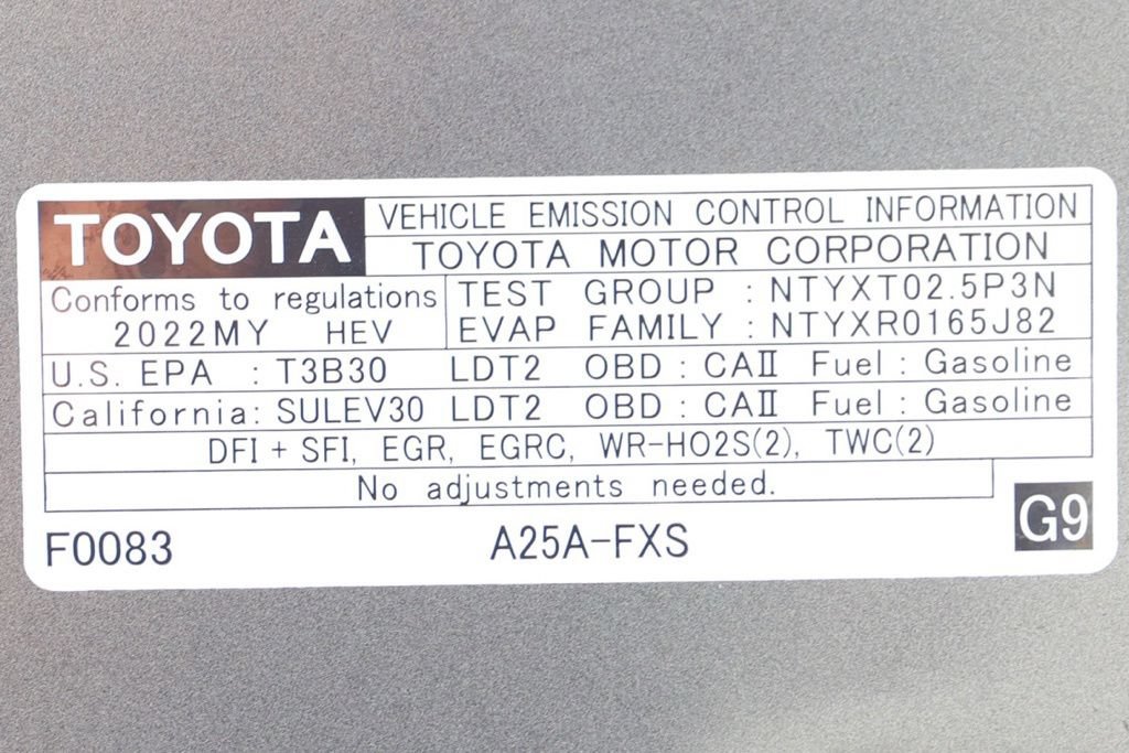 Used 2022 Toyota RAV4 XLE Premium AWD/4WD image 34