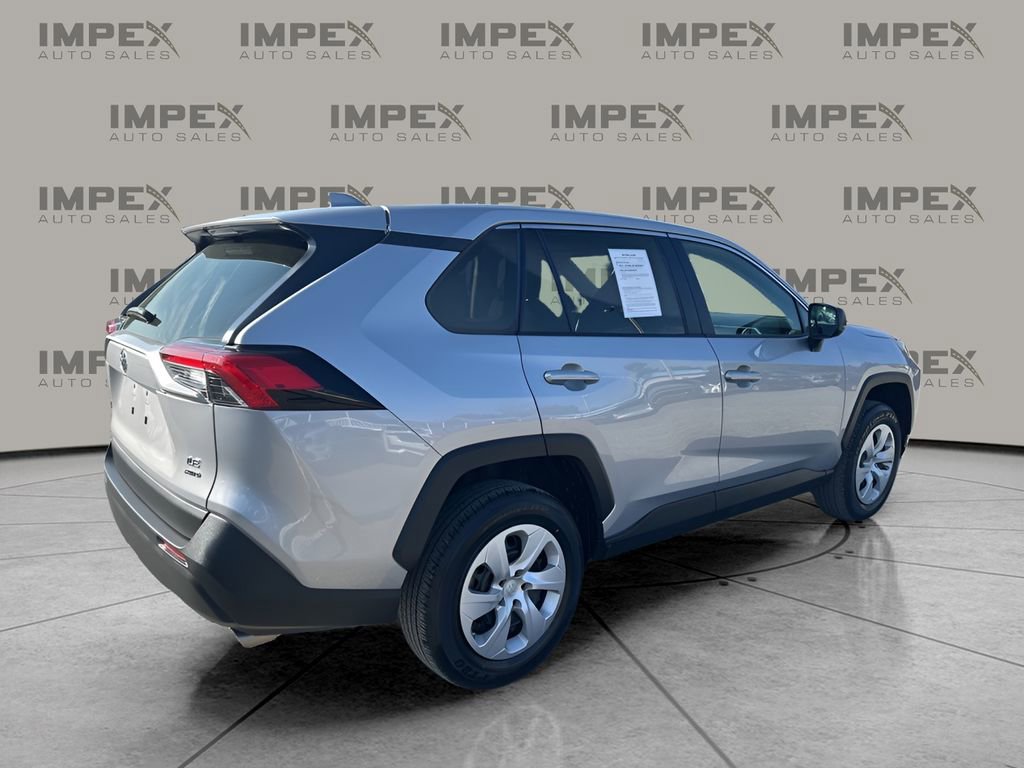 Used 2024 Toyota RAV4 LE image 5