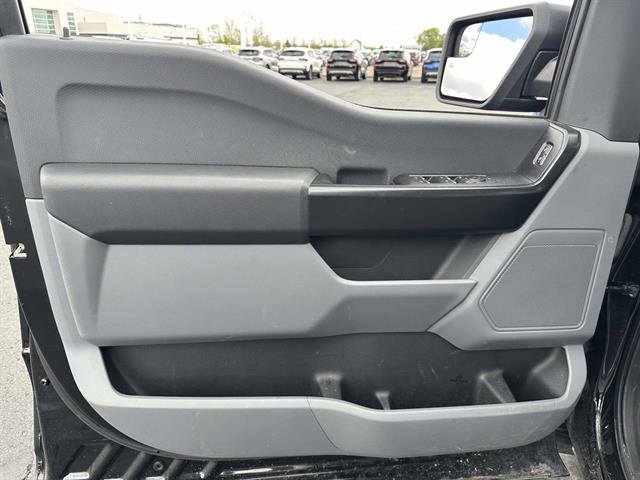 Used 2022 Ford F150 XL w/ Equipment Group 101A High RWD image 9