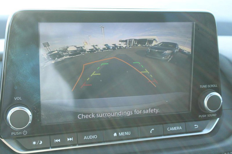 Used 2024 Nissan Rogue SV image 21