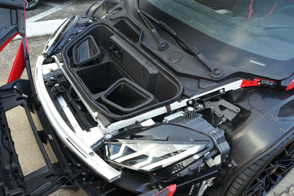 Used 2023 Lamborghini Huracan STO image 34