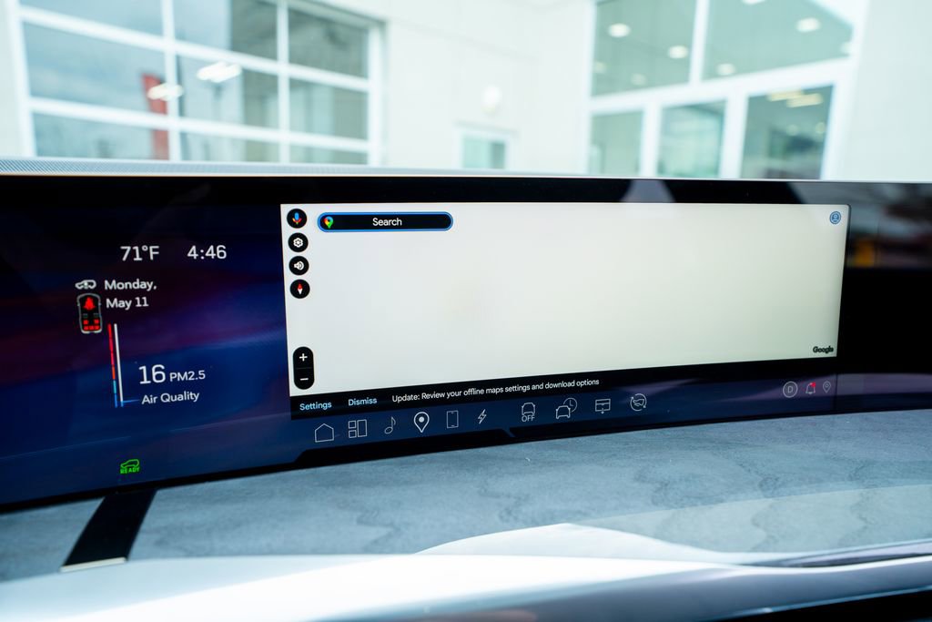 Used 2025 Cadillac Escalade IQ Luxury 2 w/ LPO, Premium Carpet Package AWD/4WD image 65