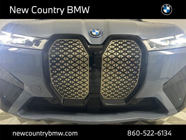 Used 2023 BMW iX xDrive50 w/ Ultimate Package 2 image 27