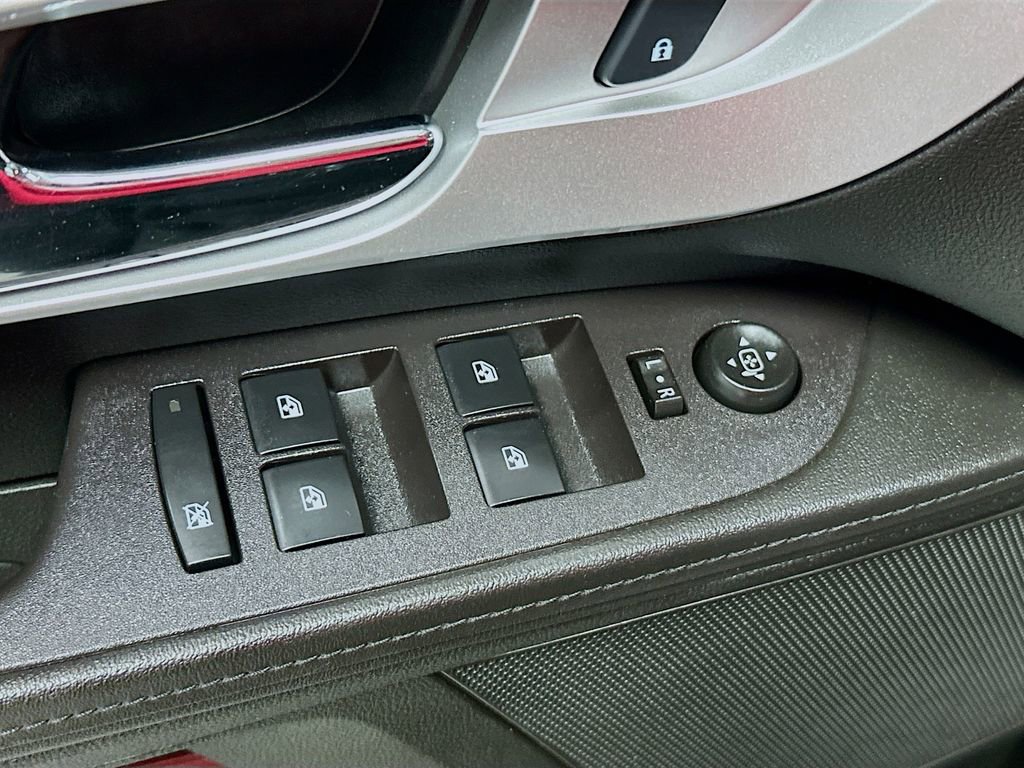 Used 2016 Chevrolet Equinox LT w/ Convenience Package image 16