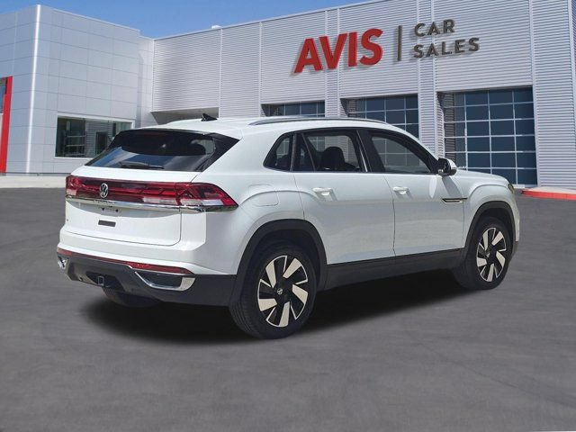 Used 2025 Volkswagen Atlas Cross Sport SE FWD image 6