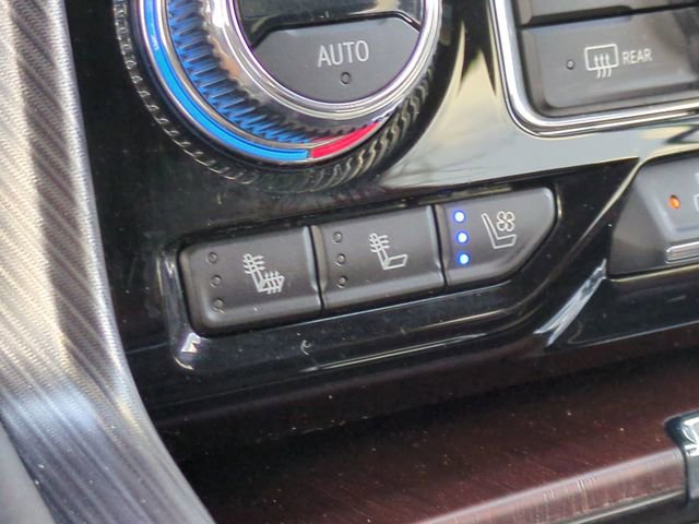 Used 2023 GMC Yukon Denali Ultimate w/ LPO, Floor Liner Package image 27