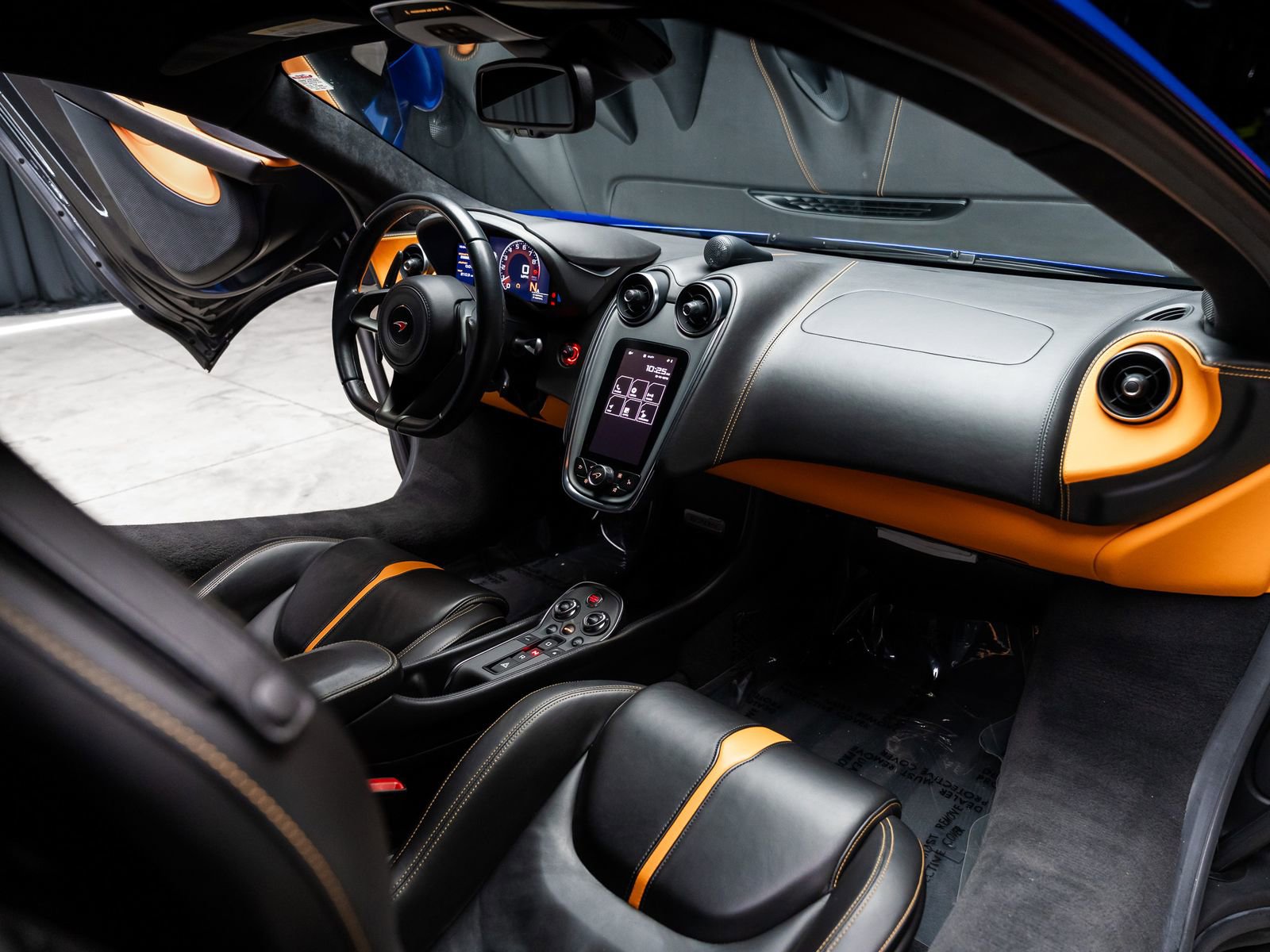 Used 2017 McLaren 570S Coupe RWD image 58