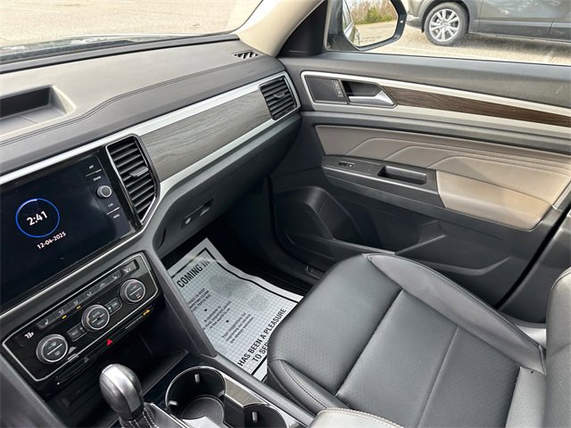 Used 2023 Volkswagen Atlas SE image 29