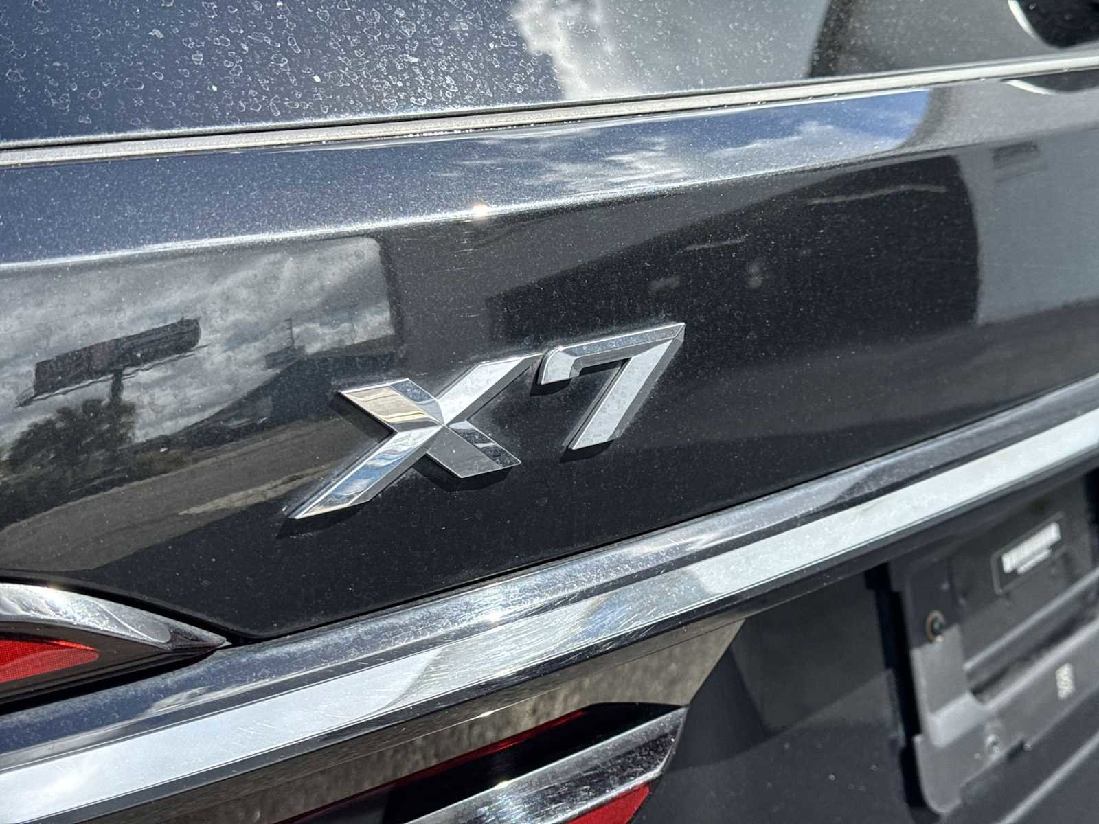 Used 2023 BMW X7 xDrive40i w/ Executive Package image 11