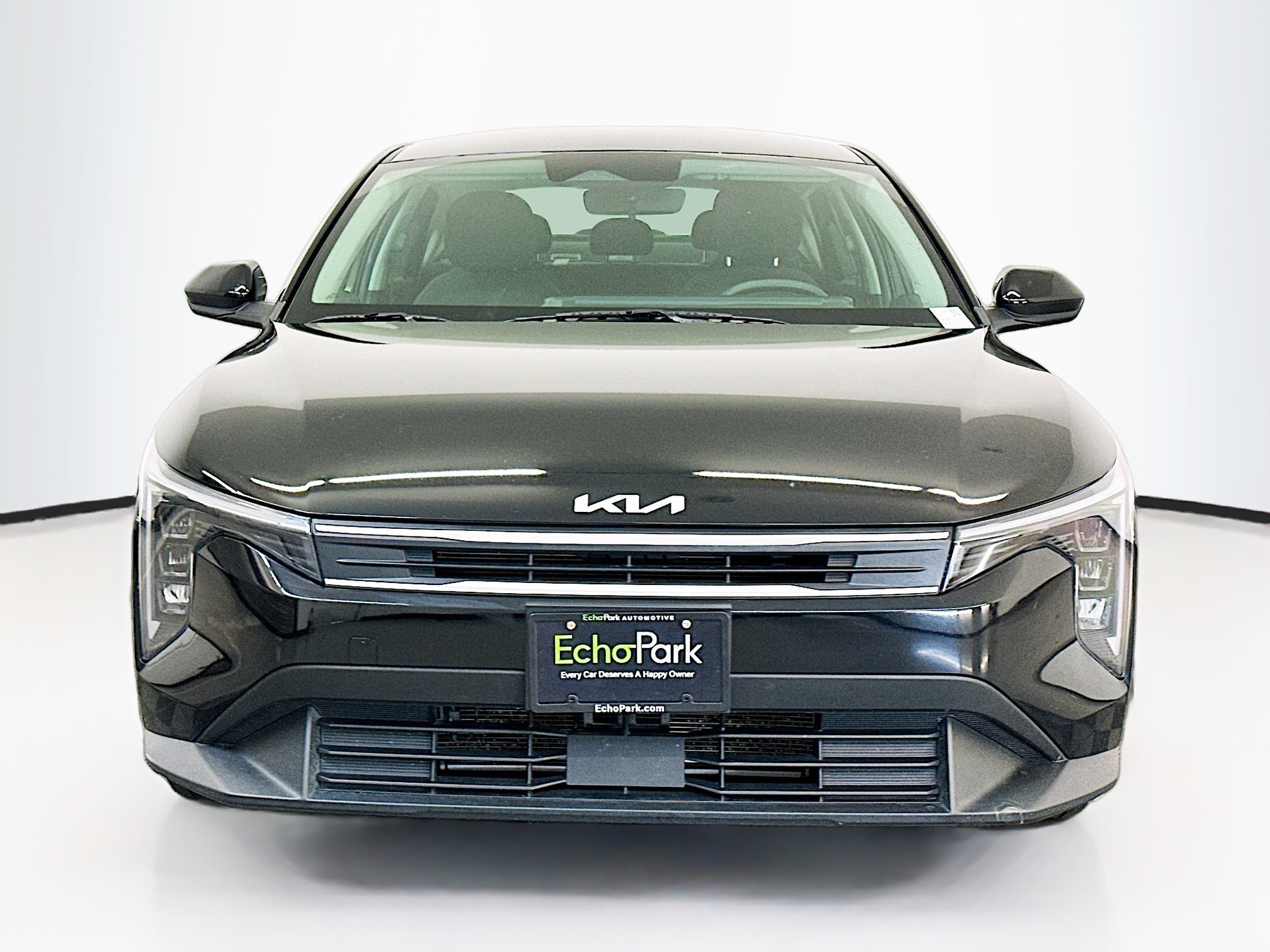 Used 2025 Kia K4 FWD image 2