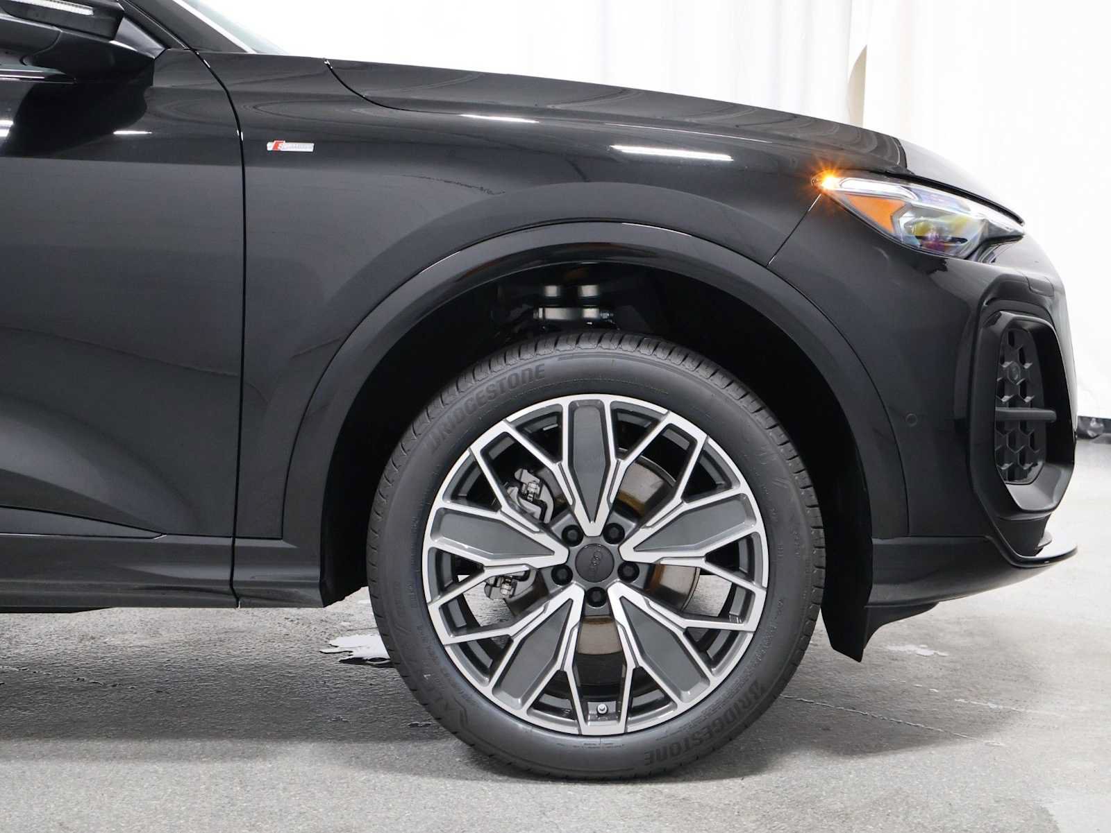 New 2026 Audi Q5 Premium Plus AWD/4WD image 11