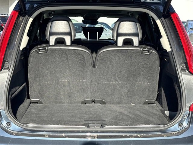 Used 2025 Volvo XC90 B5 Core image 7