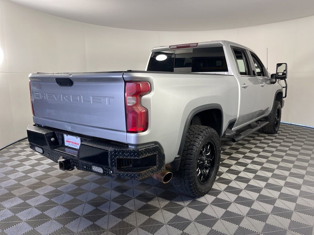 Used 2020 Chevrolet Silverado 2500 LTZ w/ LTZ Texas Edition image 11