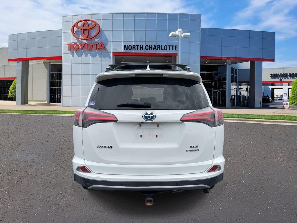 Used 2018 Toyota RAV4 XLE w/ Convenience Package AWD/4WD image 6