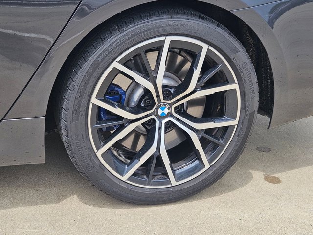 Used 2021 BMW 540i w/ M Sport Package RWD image 14