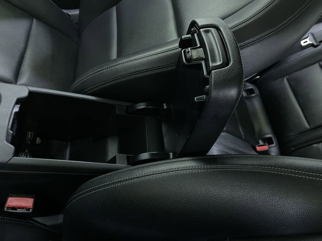 Used 2018 Mercedes-Benz CLA 250 4MATIC image 26