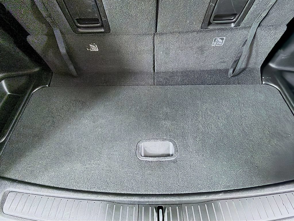 Used 2024 Jeep Grand Cherokee L Limited AWD/4WD image 18
