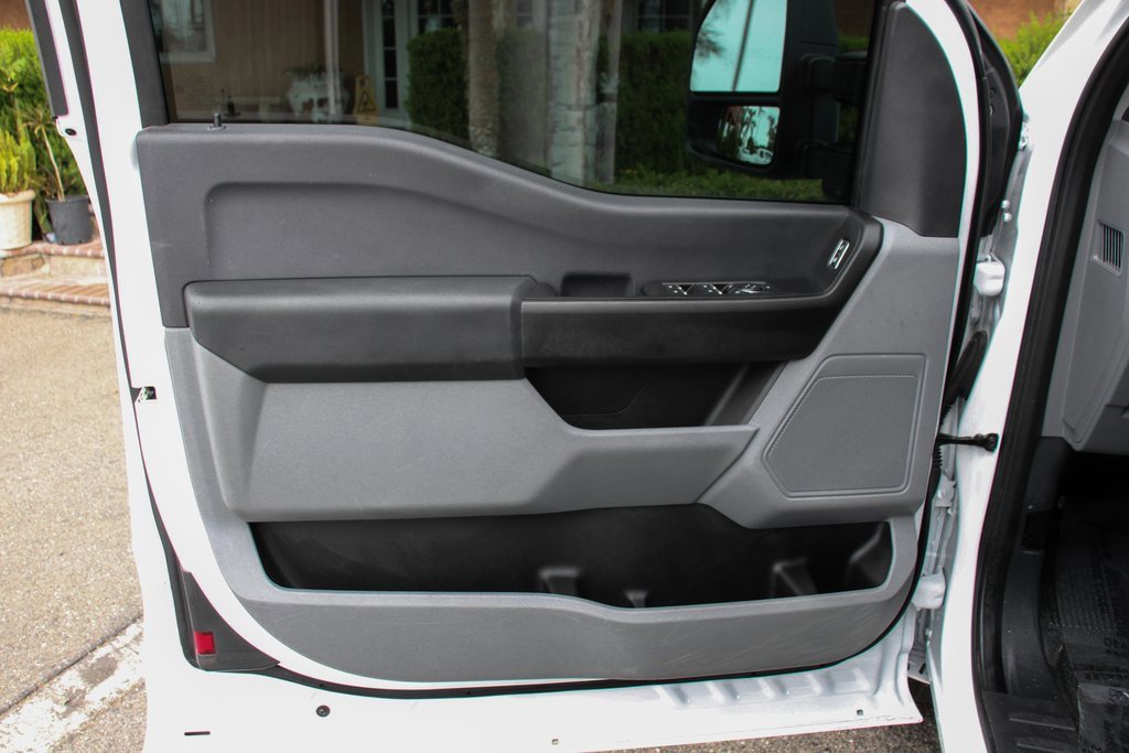 Used 2024 Ford F250 XL w/ XL Chrome Package image 15