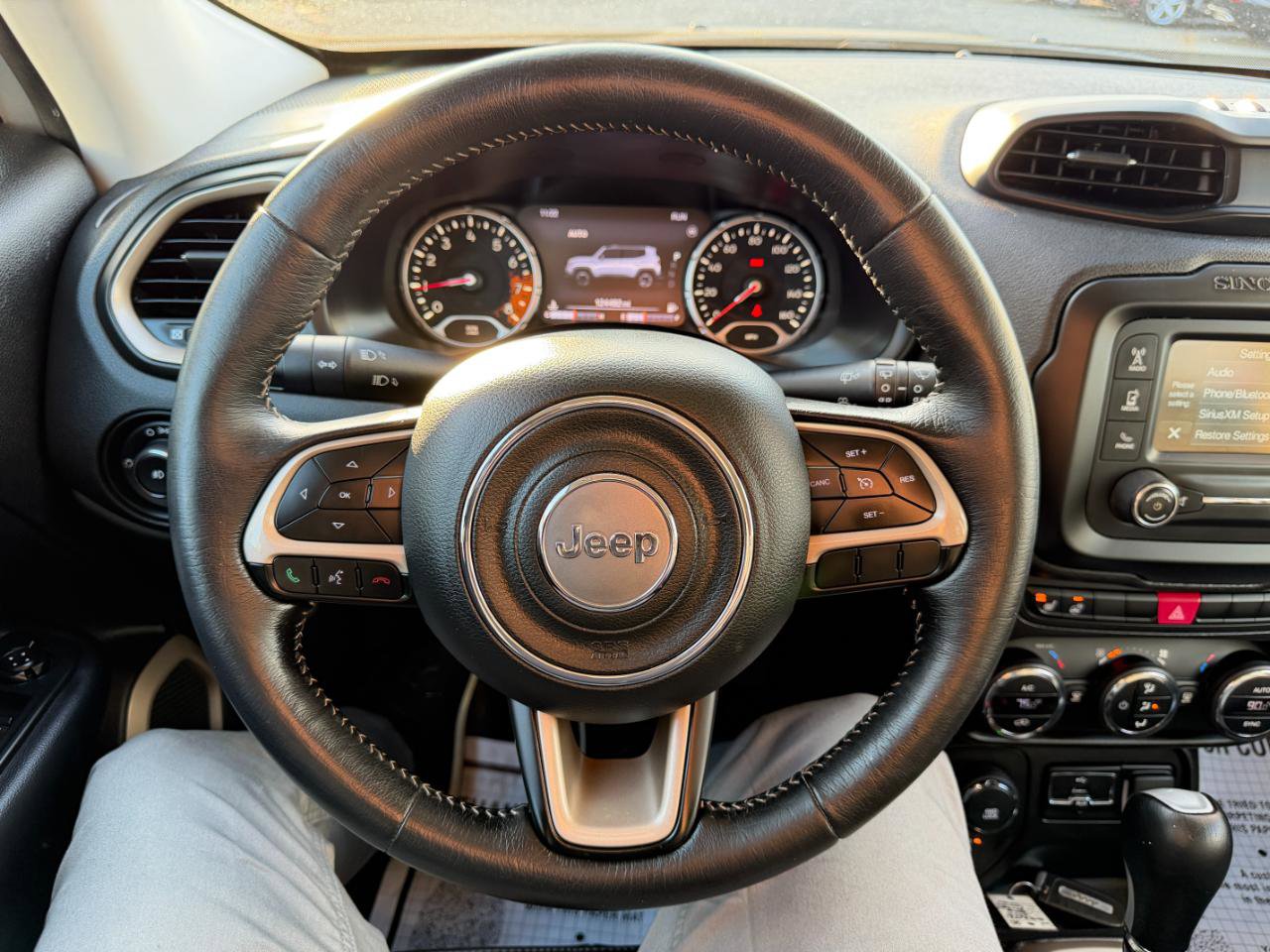 Used 2015 Jeep Renegade Limited AWD/4WD image 69