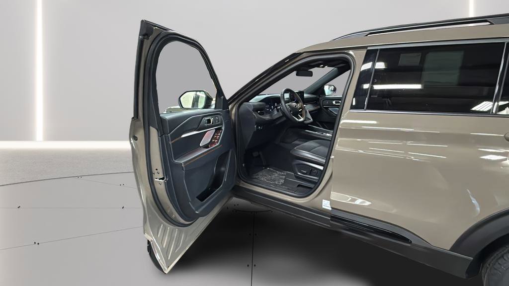 New 2026 Ford Explorer Tremor image 17