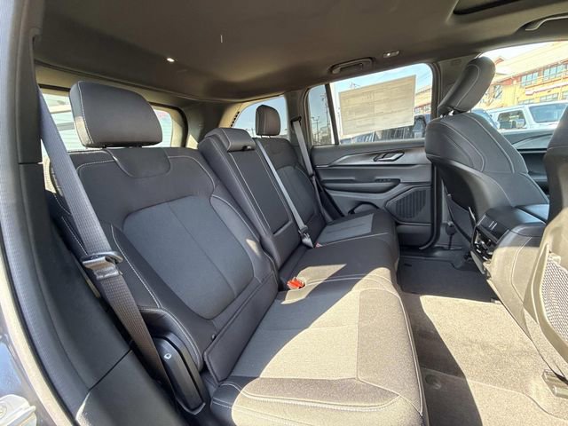 New 2026 Jeep Grand Cherokee Laredo image 34
