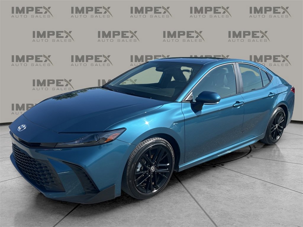 Used 2025 Toyota Camry SE