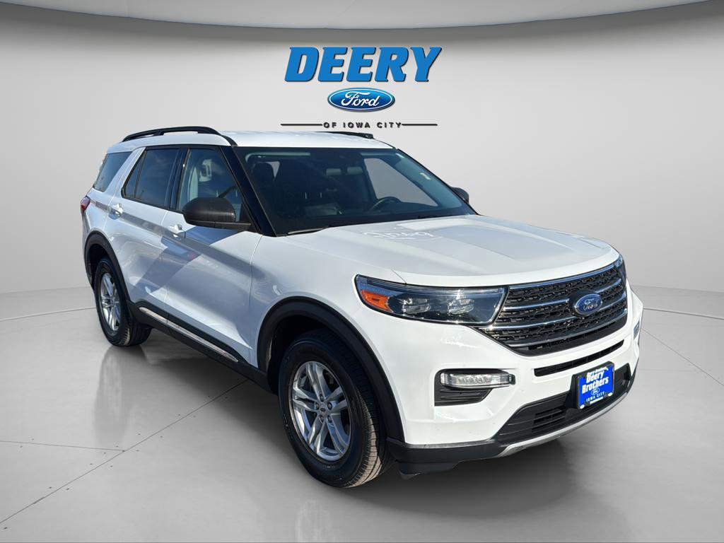 Certified 2023 Ford Explorer XLT w/ Equipment Group 202A image 9
