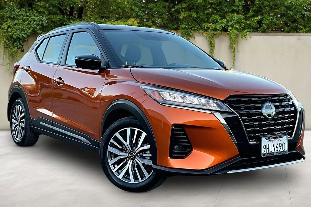 Used 2023 Nissan Kicks SR