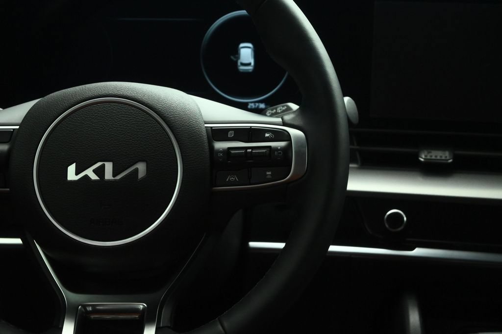 Certified 2025 Kia Sportage SX AWD/4WD image 43