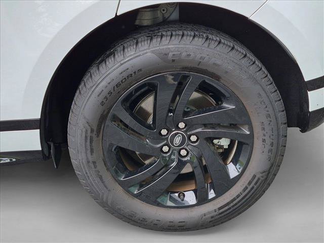 Used 2023 Land Rover Range Rover Evoque R-Dynamic S AWD/4WD image 19