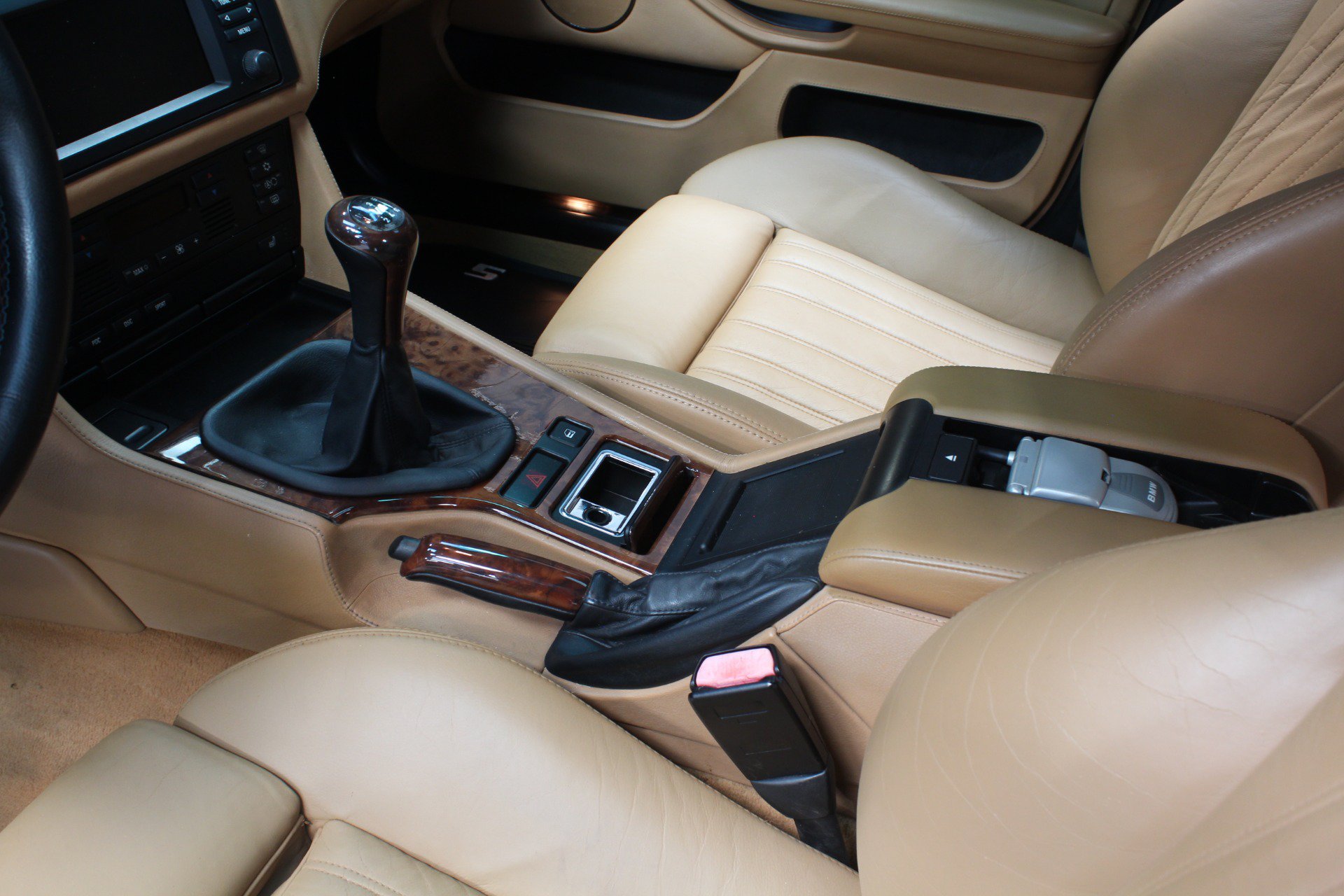 Used 2002 BMW M5 RWD image 39
