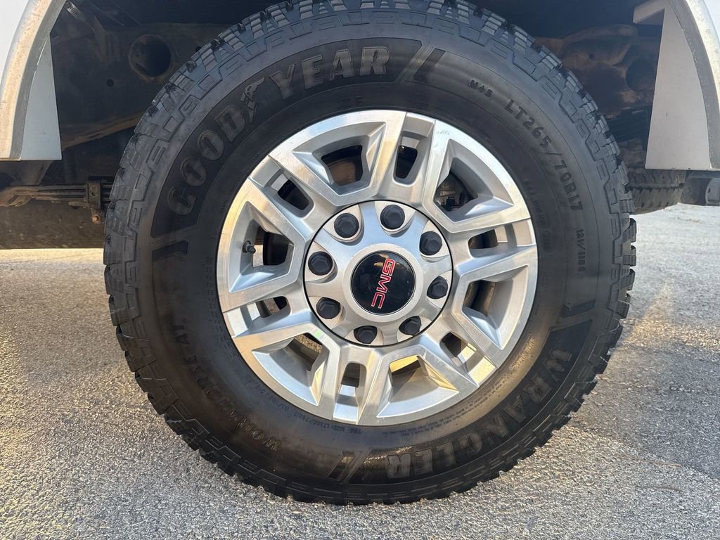 Used 2022 GMC Sierra 2500 SLE w/ X31 Off-Road Package image 10