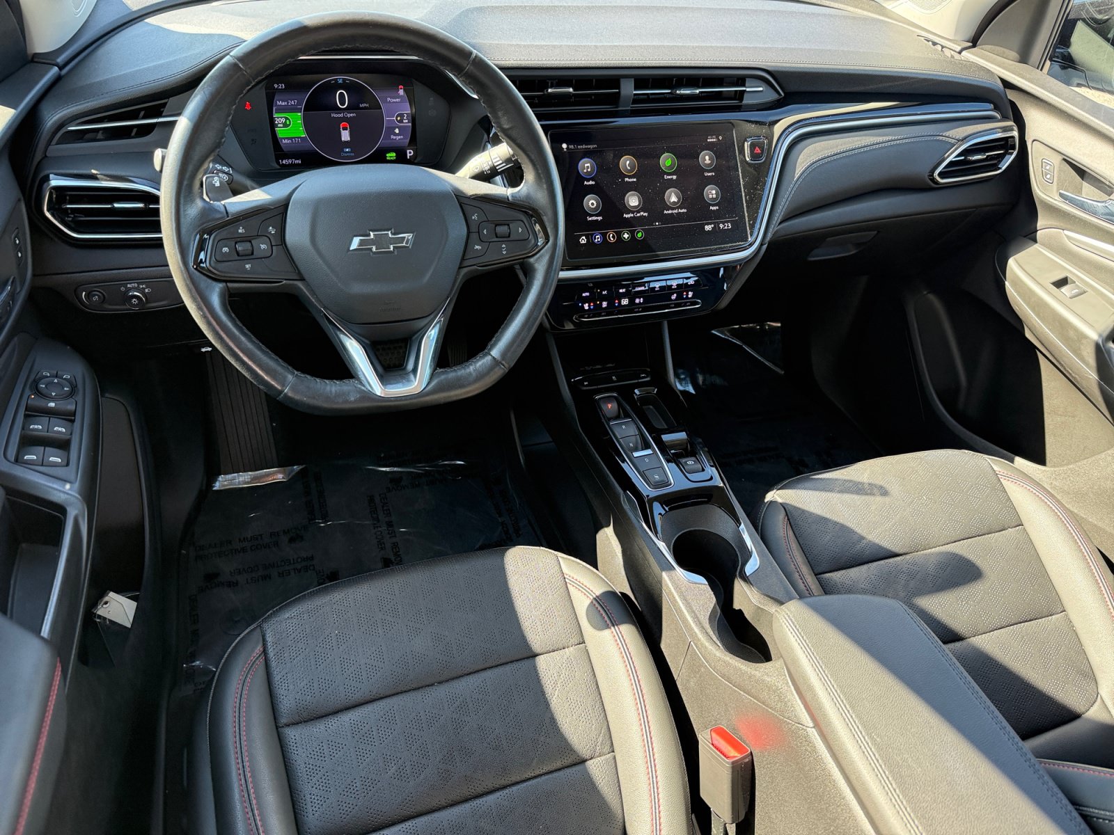 Used 2023 Chevrolet Bolt EUV LT w/ Convenience Package FWD image 15