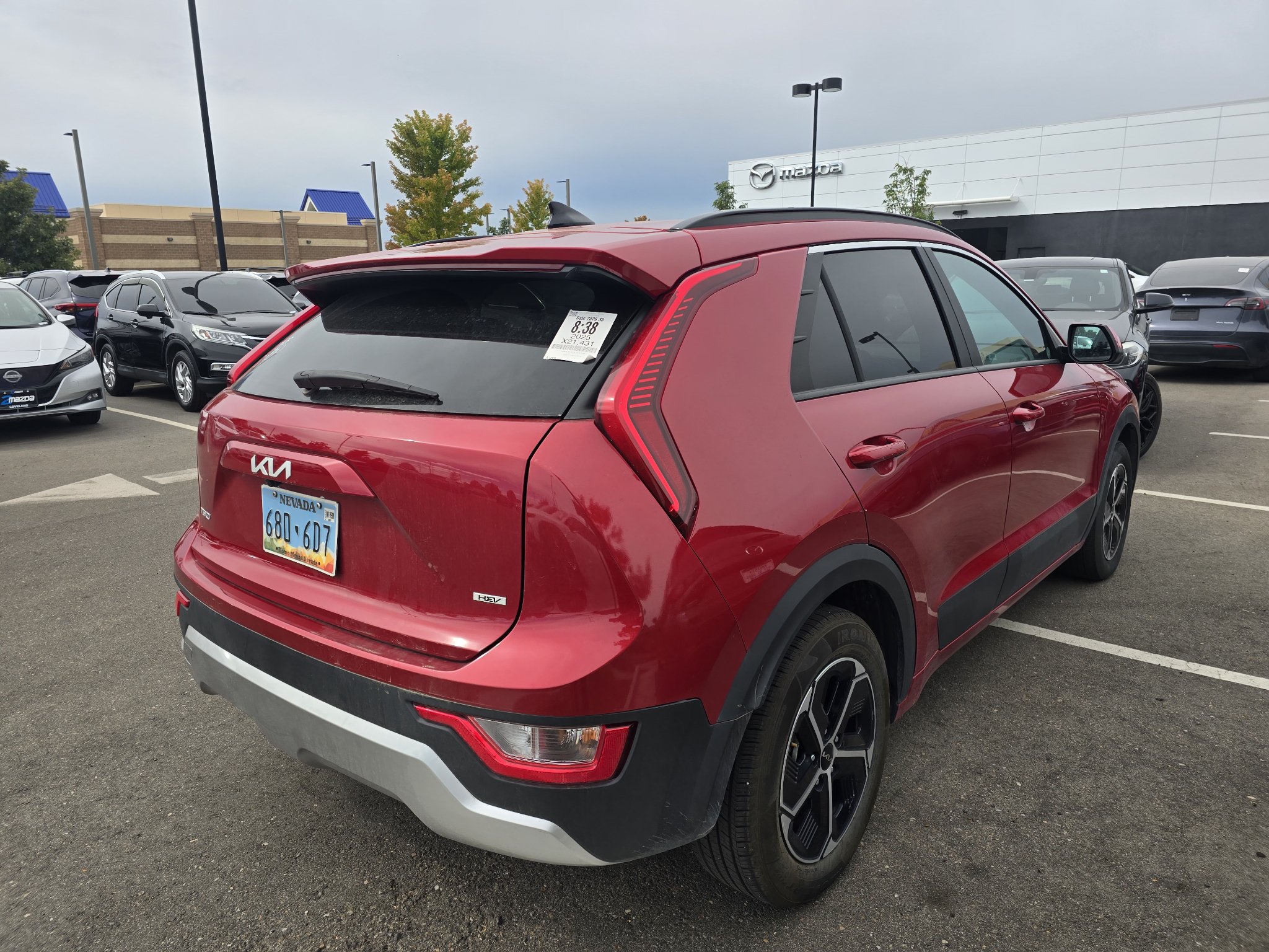 Used 2025 Kia Niro LX FWD image 16