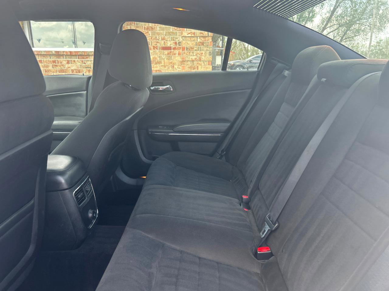Used 2014 Dodge Charger SE image 19