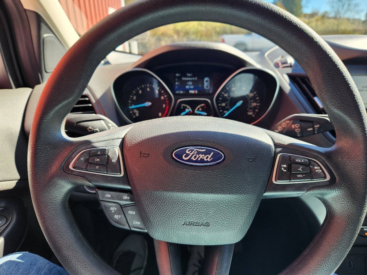 Used 2019 Ford Escape SE AWD/4WD image 17